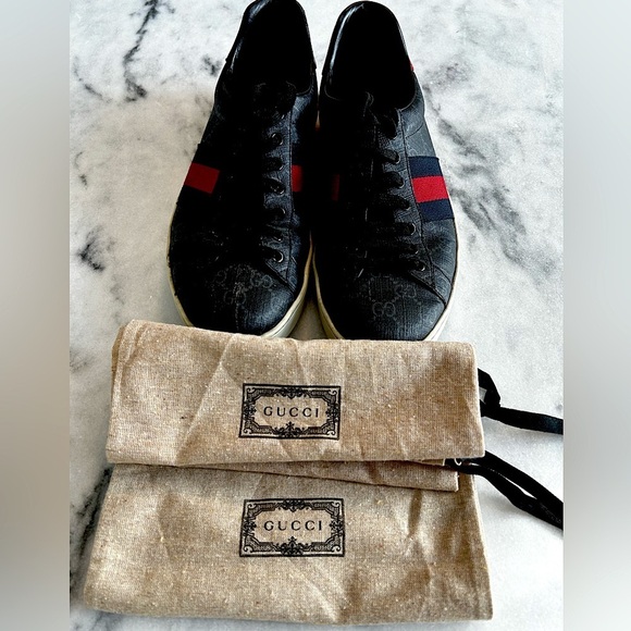 Gucci Men's Monogram Low top leather Trim, Size US 9.5 - Picture 1 of 9